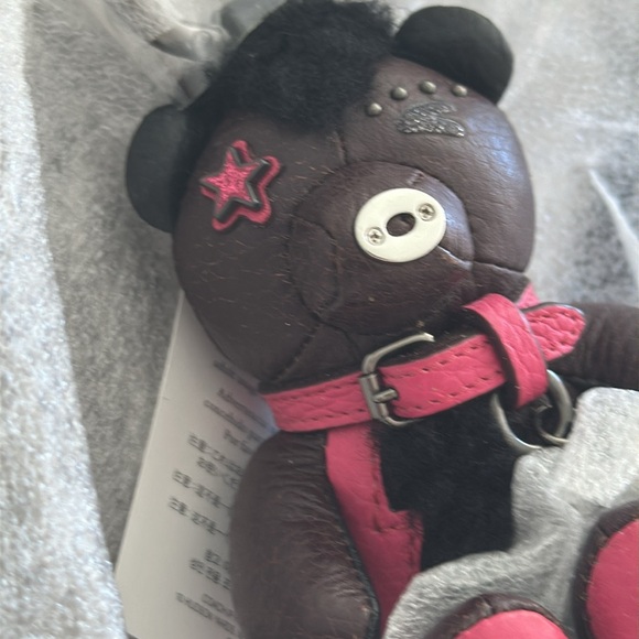 OUTLAW BEAR BAG CHARM (COACH F56746) - Picture 10 of 10
